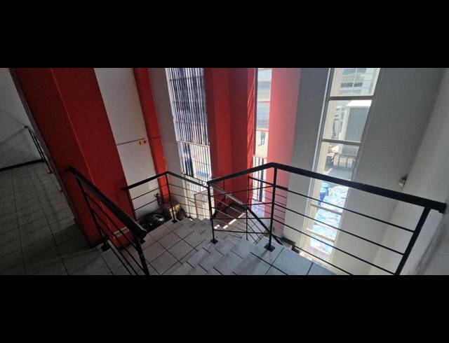 INDUSTRIAL PROPERTY TO RENT IN HALFWAY HOUSE